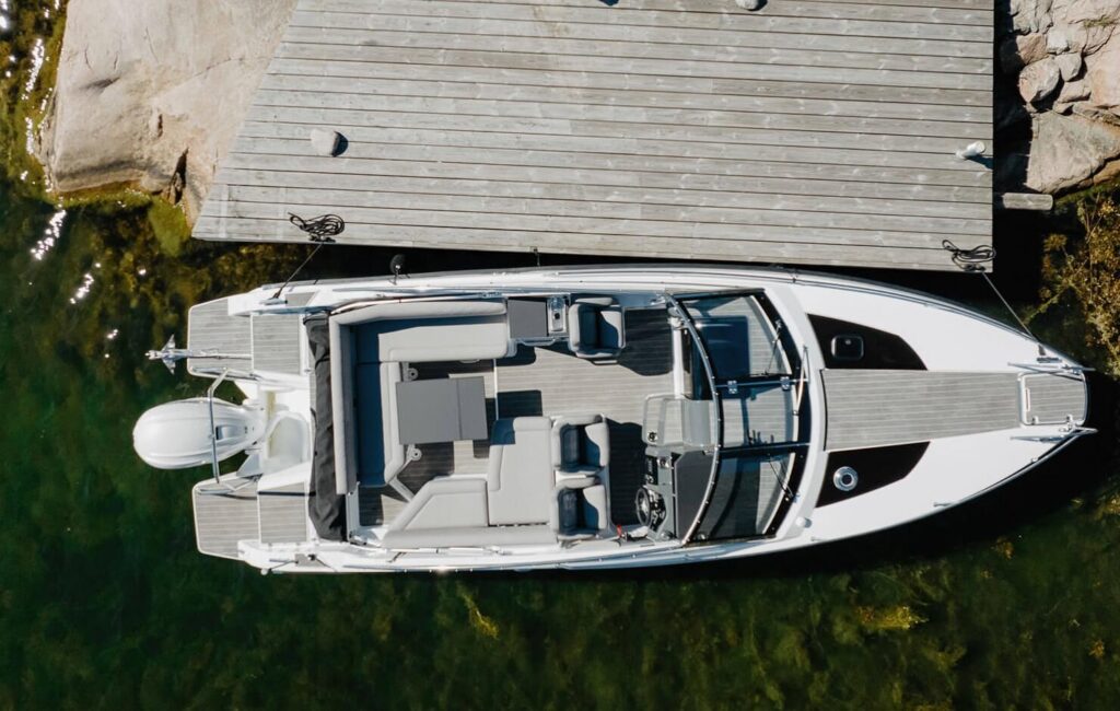 yamarin 88dc 180 web over view